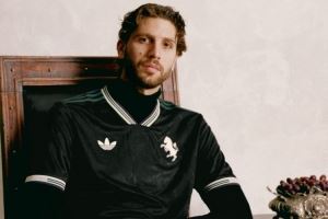 葡萄图案!尤文晒本赛季第三球衣:传承如同美酒,愈久愈醇