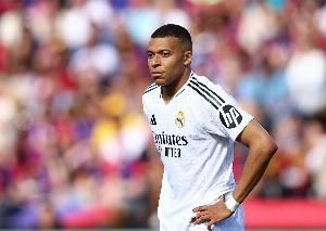 轻微受伤⚽记者:姆巴佩、马斯坦托诺仍会前往国家队报到