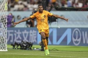 邓弗里斯：金球奖排名并不重要，更像是对我整赛季出色表现的认可