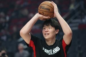 媒体人评杨瀚森落泪:他不是打得不好也无所谓的球员 期待他反弹
