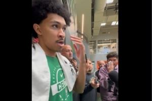小罗恩-哈珀:没人在意你在替补席坐多久 上场后不行结果一样糟糕