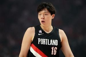 斯普利特谈“五小”:我们依赖于换防能力和速度 可以打得非常快