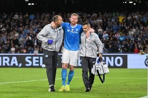 天空体育:德布劳内在安特卫普接受手术,预计伤缺3-5个月