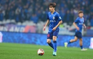  东体：谢鹏飞、戴伟浚亚冠能否出场，要看斯卢茨基的打法安排