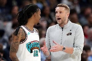  被教练当着全队面批评！Shams：多支球队正密切关注莫兰特的情况