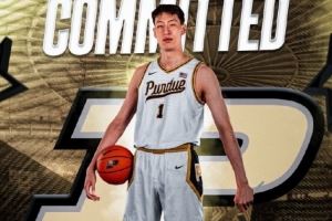  媒体人：普渡大学素以培养长人中锋闻名 希望能激发郇斯楠的潜能