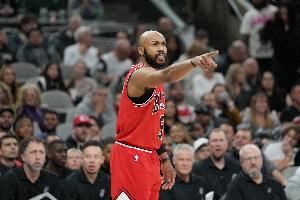  多诺万：杰旺·卡特是我见过最勤奋的人之一 他的职业态度很出色