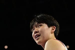  苏群：克林根和武切维奇以完全不同的风格 给杨瀚森做出了榜样